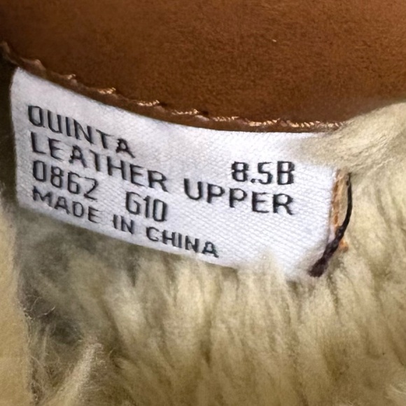 Lauren Ralph Lauren Quinta Leather Upper Boots with cozy fur trim. - Picture 2 of 8